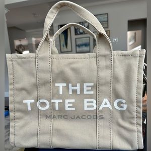 SOLD - Marc Jacobs the tote bag mini